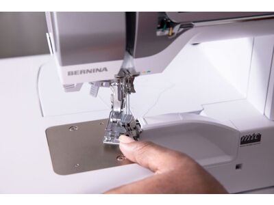 BERNINA L 860