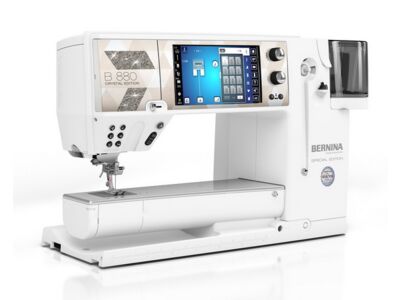 Bernina 880 Plus Crystal Edition