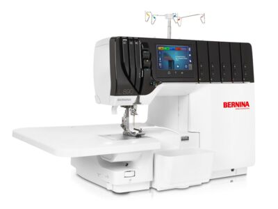 BERNINA L 890